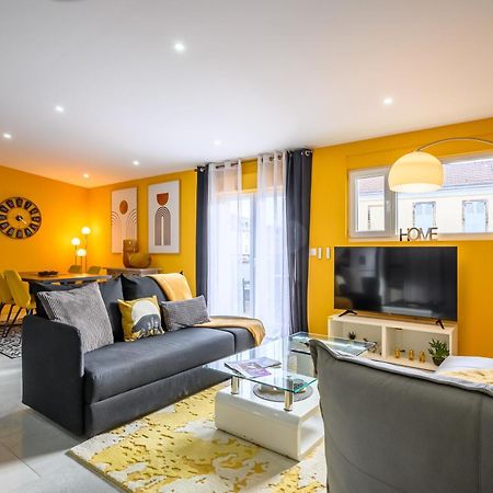 Le Charles Appartement Montbéliard Buitenkant foto
